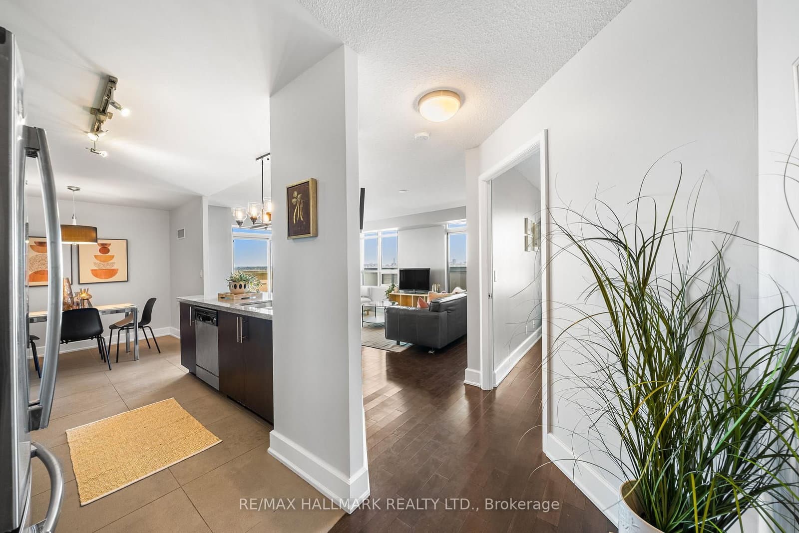 676 Sheppard Avenue E, Unit 708 thumbnail 5