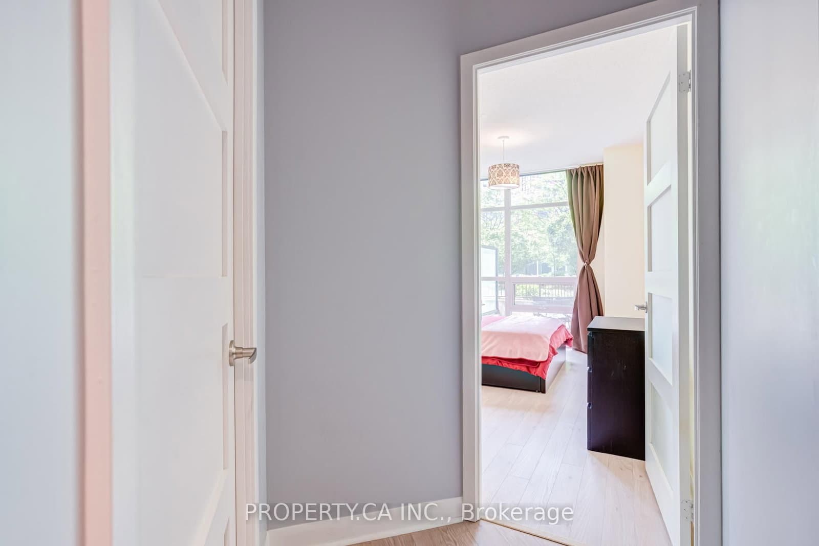 525 Wilson Avenue, Unit 118 thumbnail 16