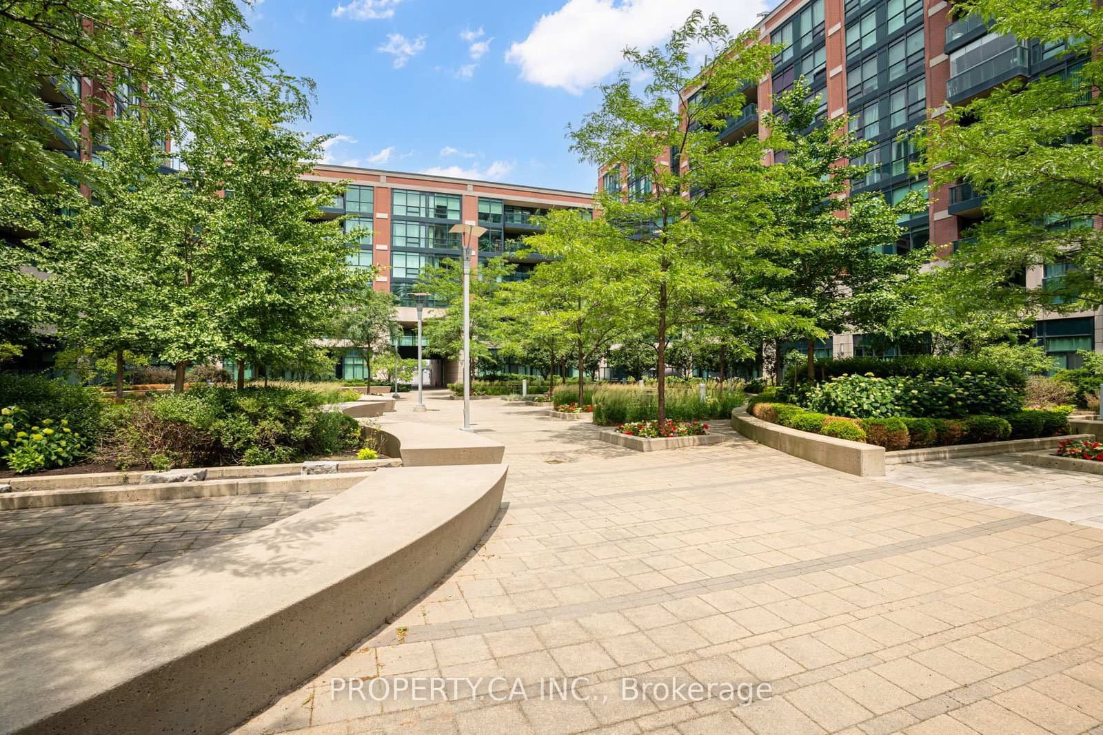 525 Wilson Avenue, Unit 118 thumbnail 31