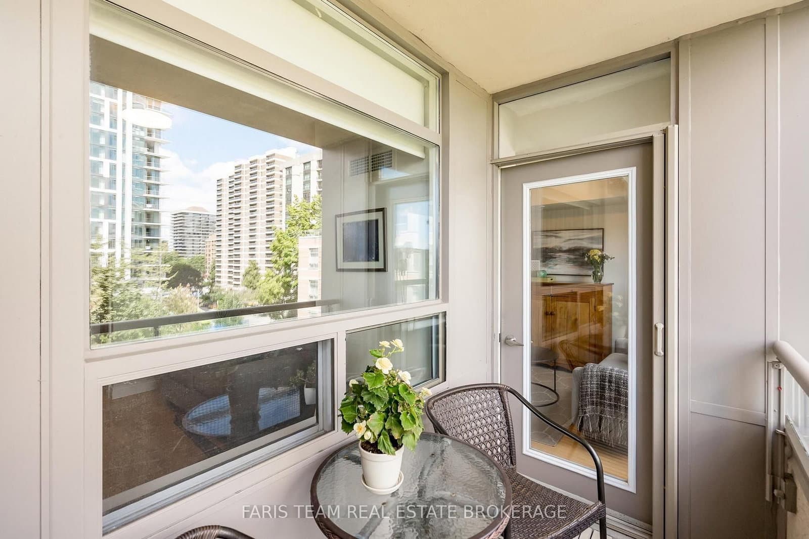 5 Rosehill Avenue, Unit 703 thumbnail 25