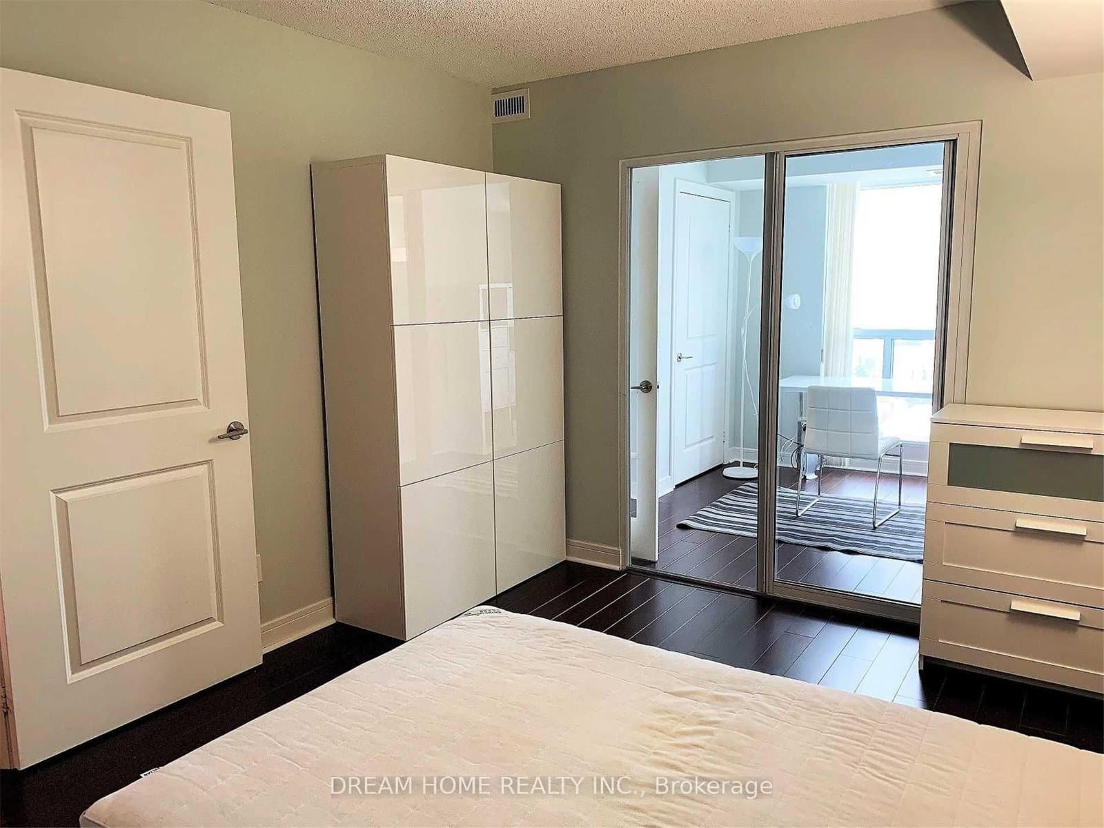 35 Bales Avenue, Unit 1012 thumbnail 2
