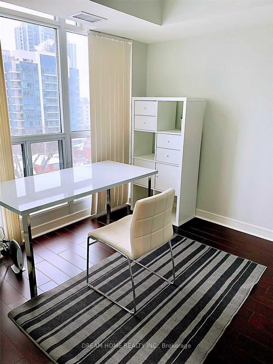 35 Bales Avenue, Unit 1012 thumbnail 3