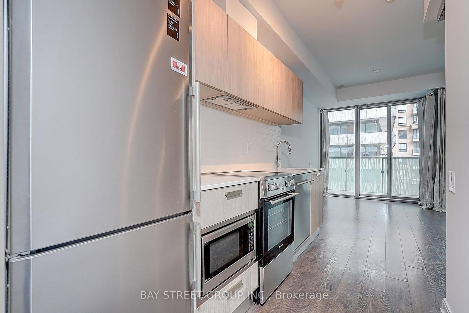 50 Charles Street E, Unit 910 thumbnail 12