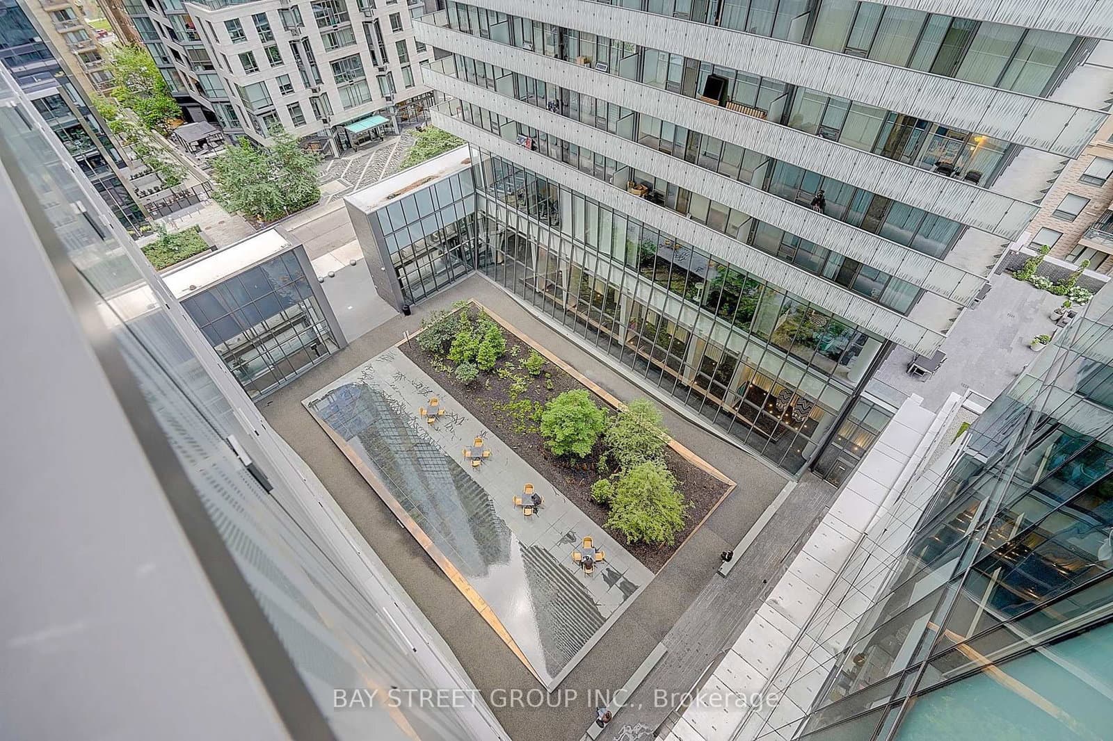 50 Charles Street E, Unit 910 thumbnail 27