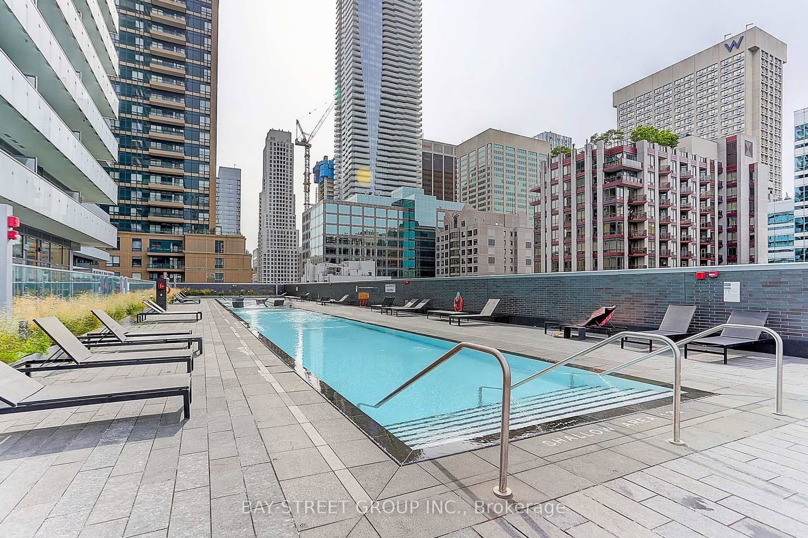 50 Charles Street E, Unit 910 thumbnail 29