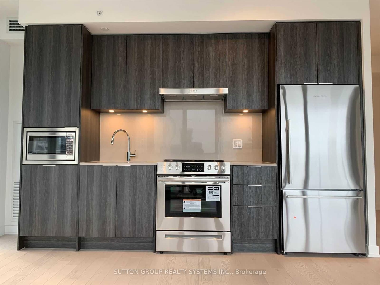 25 Richmond Street E, Unit 2305 thumbnail 9