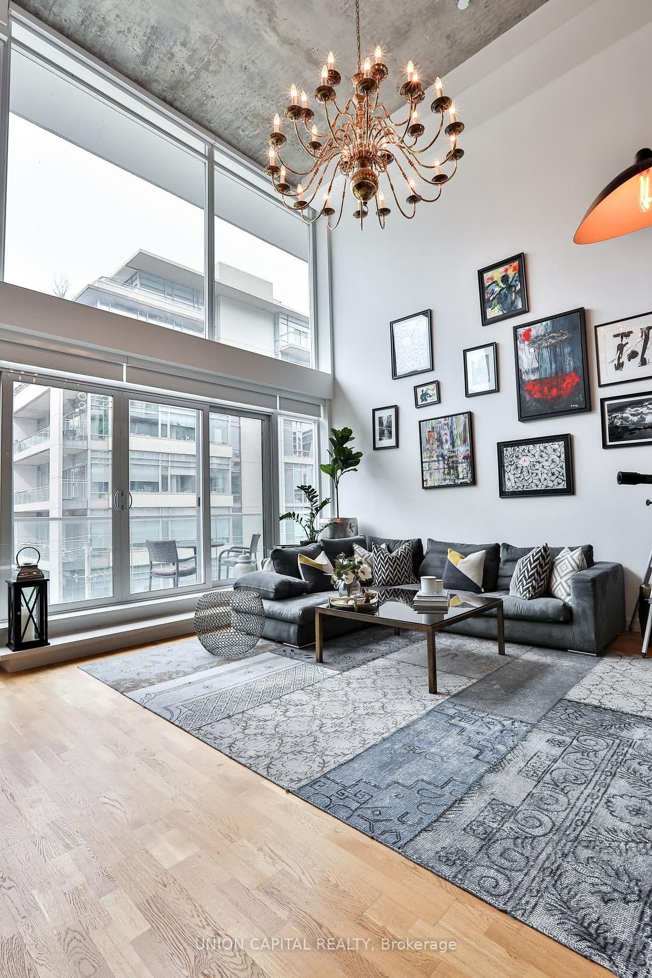 75 Portland Street, Unit 504 thumbnail 16