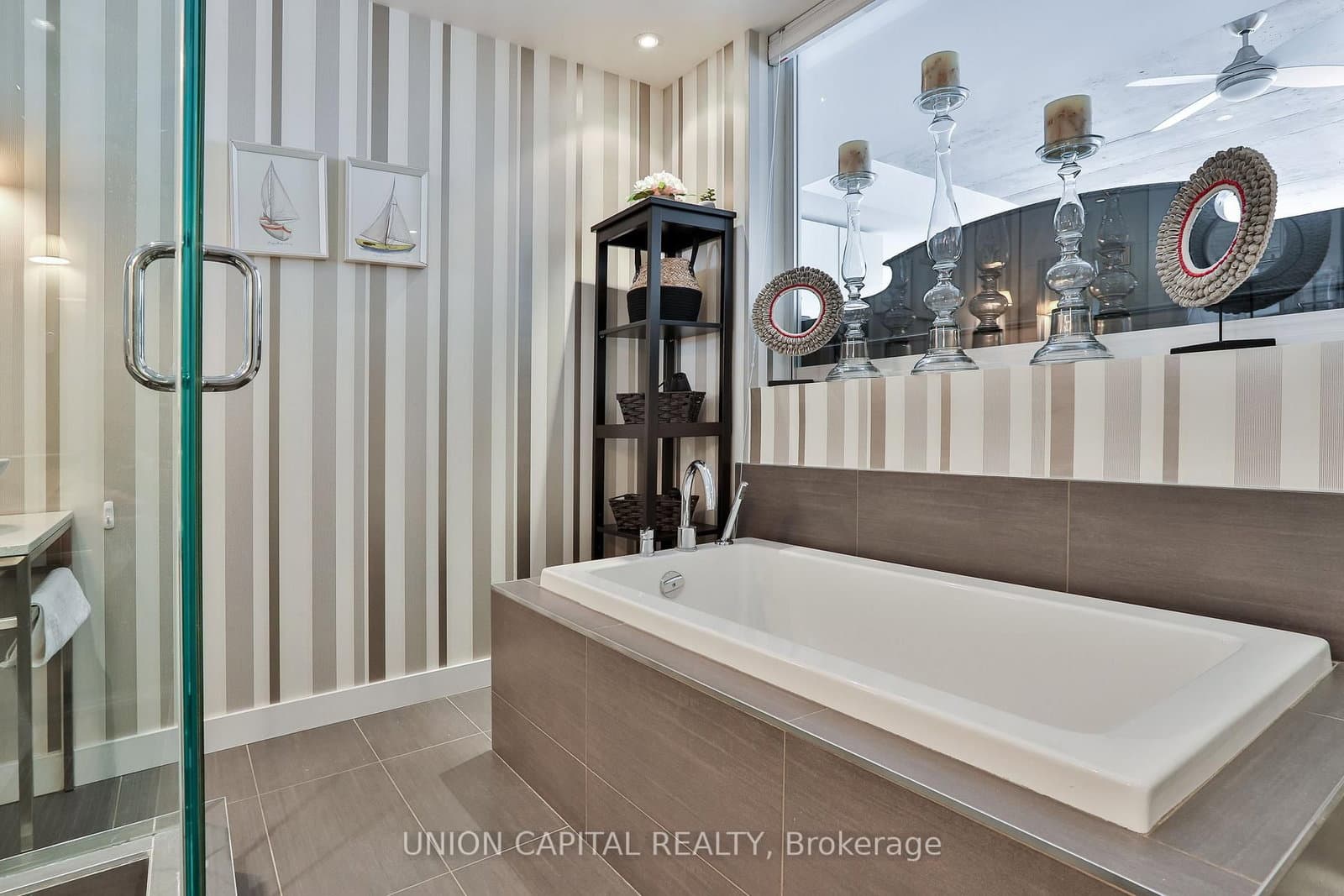 75 Portland Street, Unit 504 thumbnail 25
