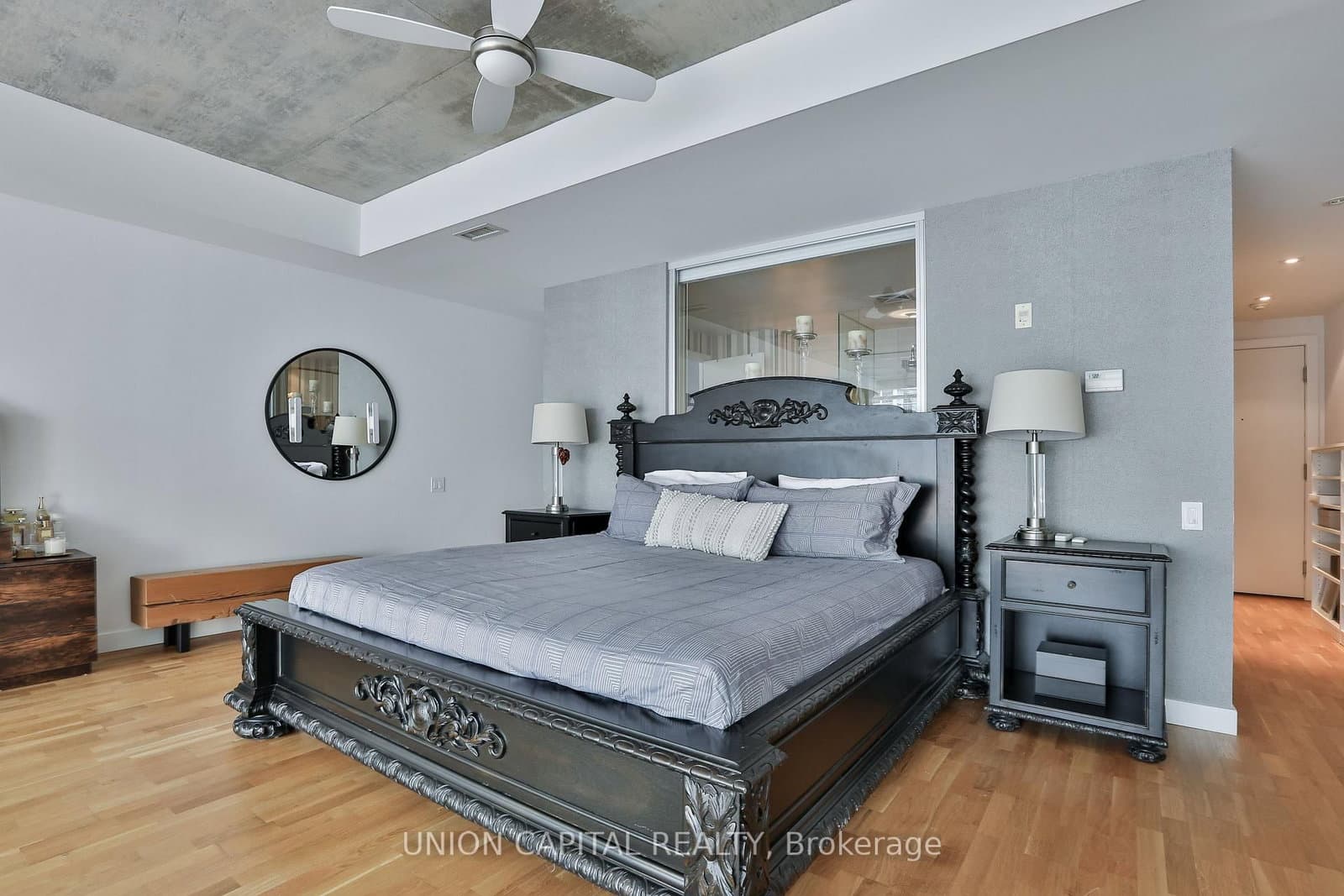 75 Portland Street, Unit 504 thumbnail 31