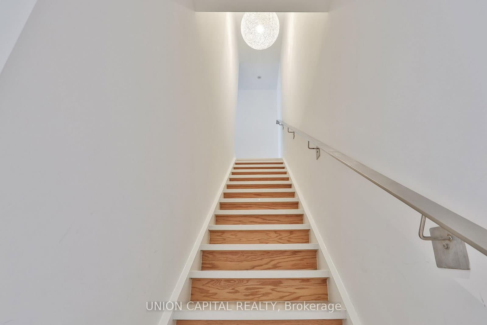 75 Portland Street, Unit 504 thumbnail 34