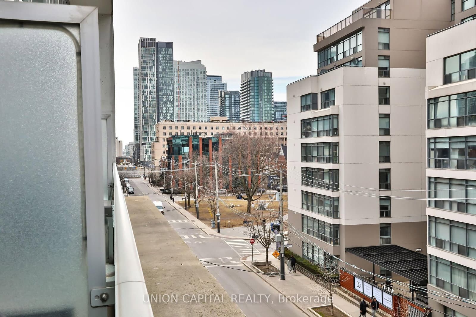 75 Portland Street, Unit 504 thumbnail 40