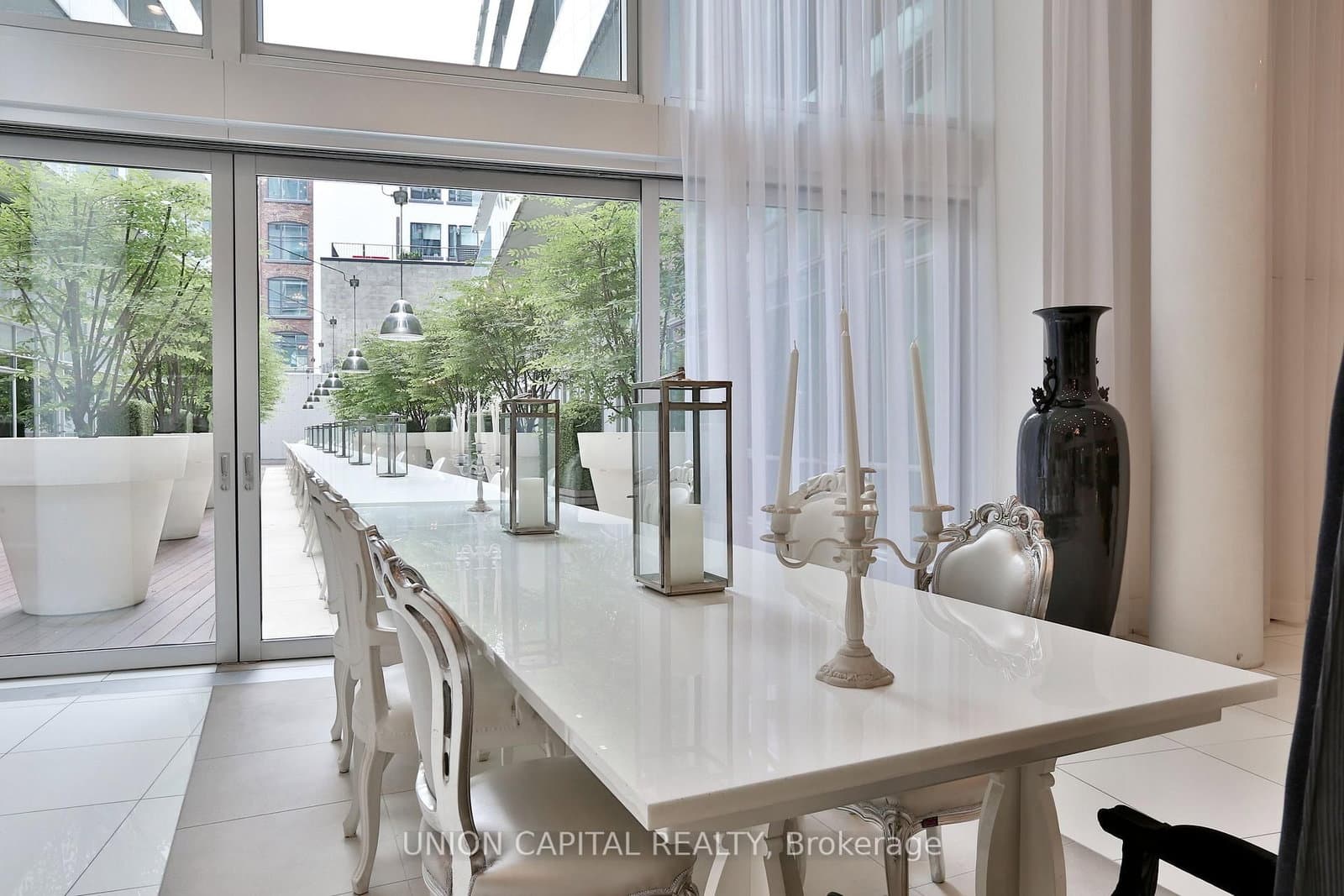 75 Portland Street, Unit 504 thumbnail 42