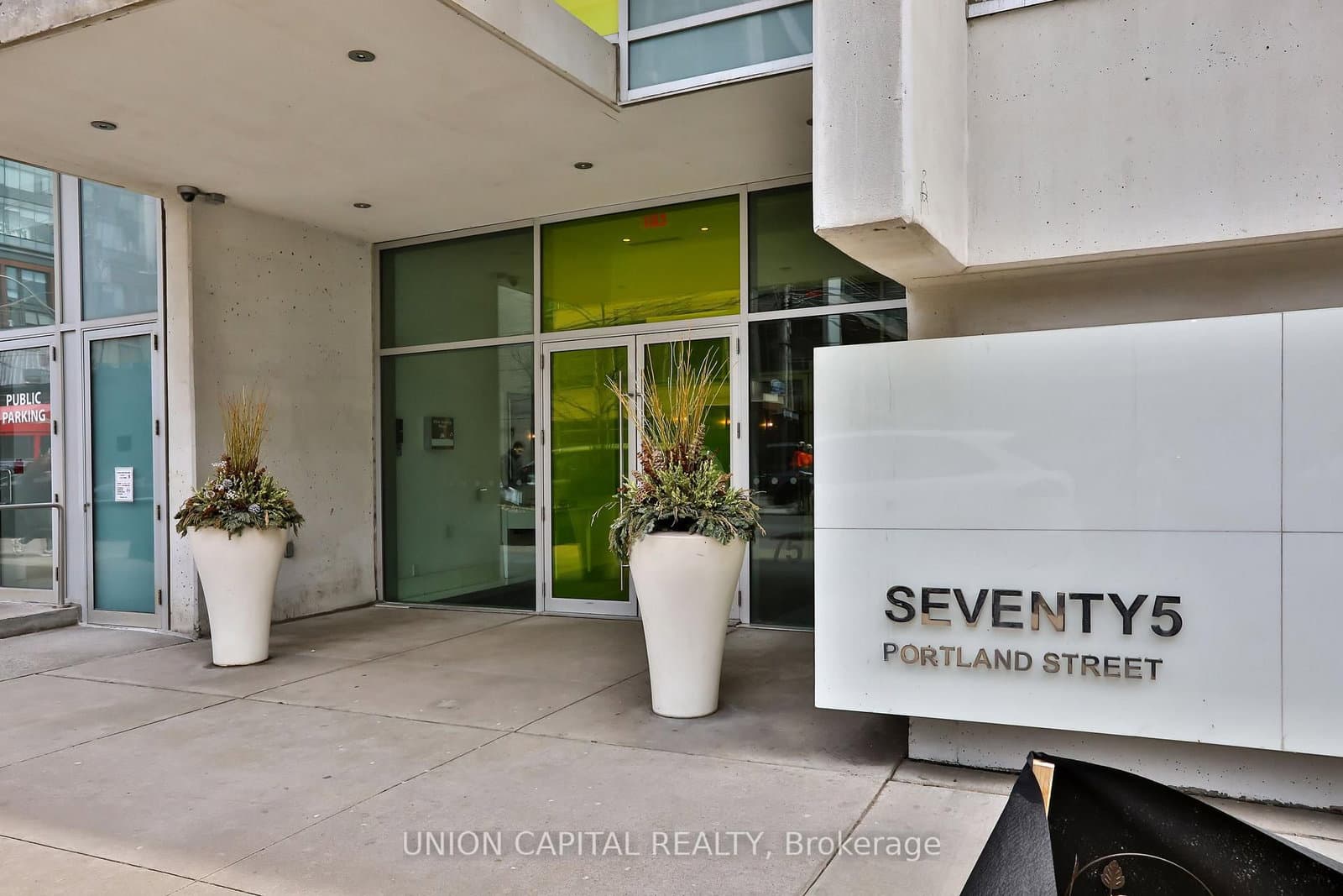 75 Portland Street, Unit 504 thumbnail 45