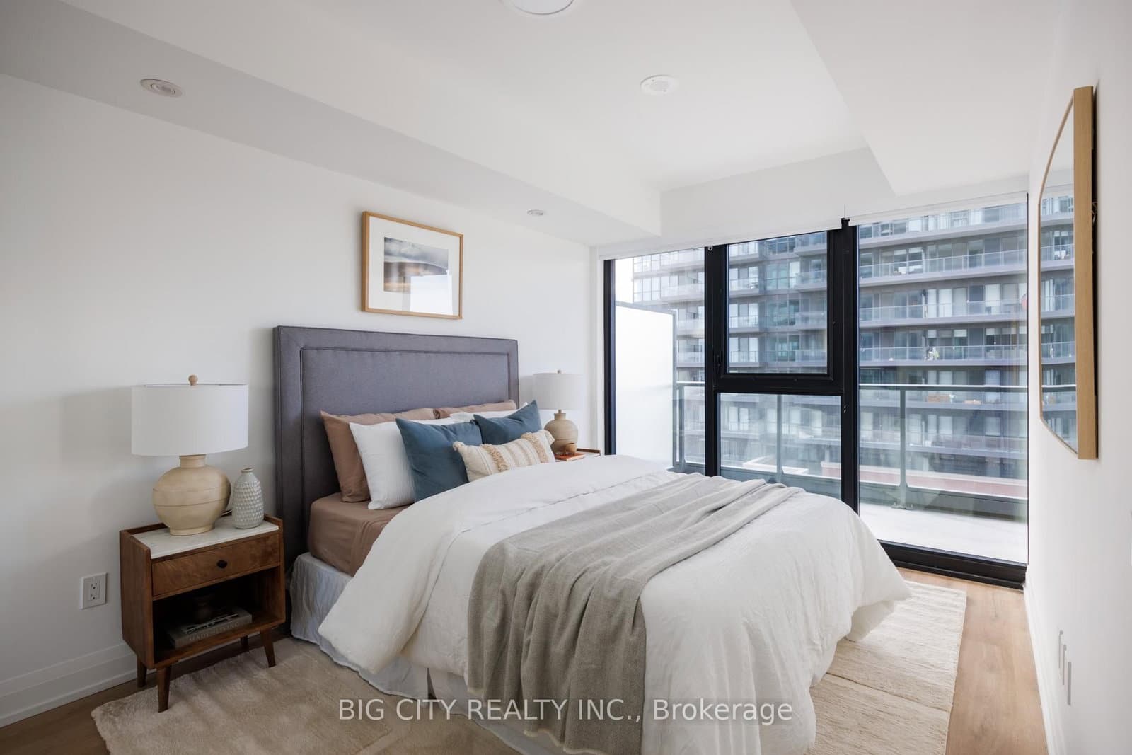 36 Brentcliffe Road, Unit 1403 thumbnail 10