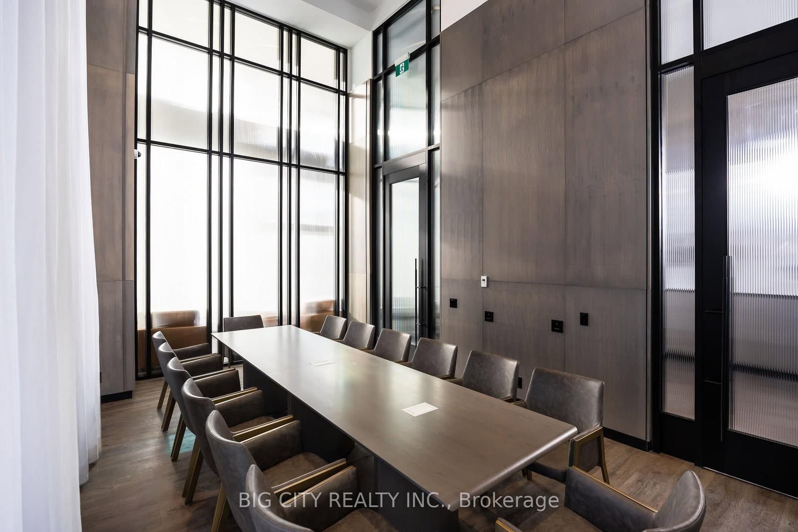 36 Brentcliffe Road, Unit 1403 thumbnail 18