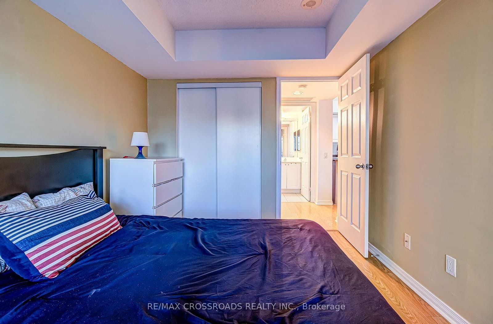 30 Harrison Garden Boulevard, Unit 1512 thumbnail 22