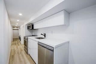 288 Markham Street, Unit Lower thumbnail 4