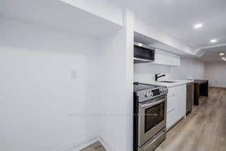 288 Markham Street, Unit Lower thumbnail 5