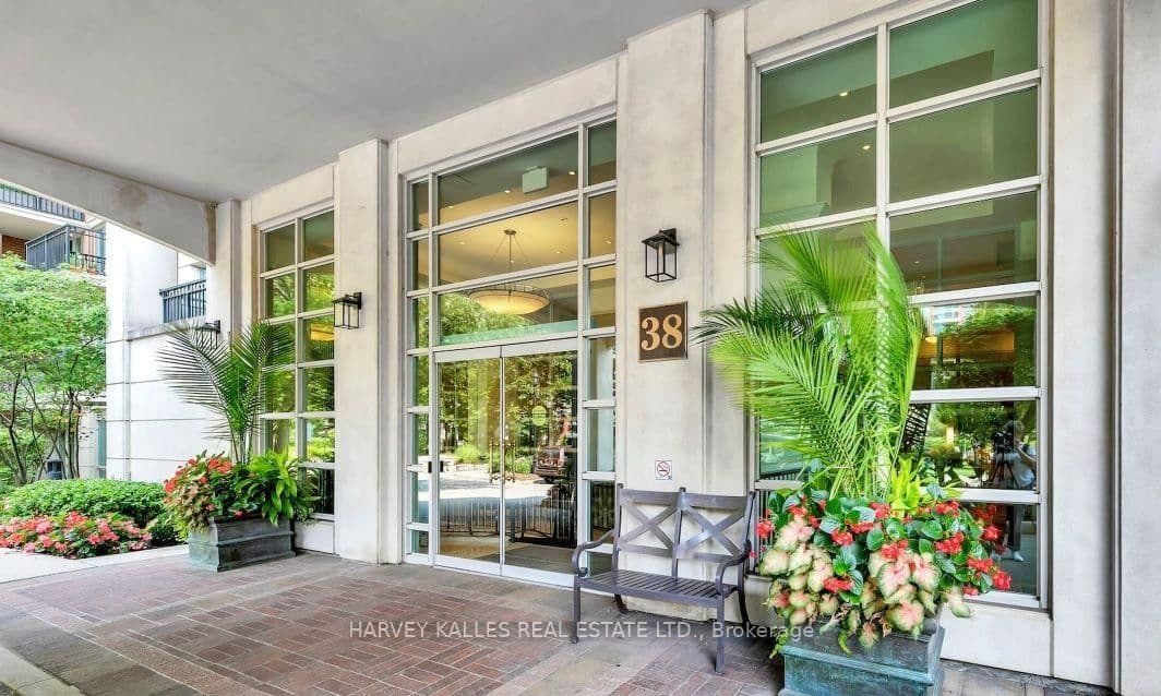 38 William Carson Crescent, Unit 722 - Image 1