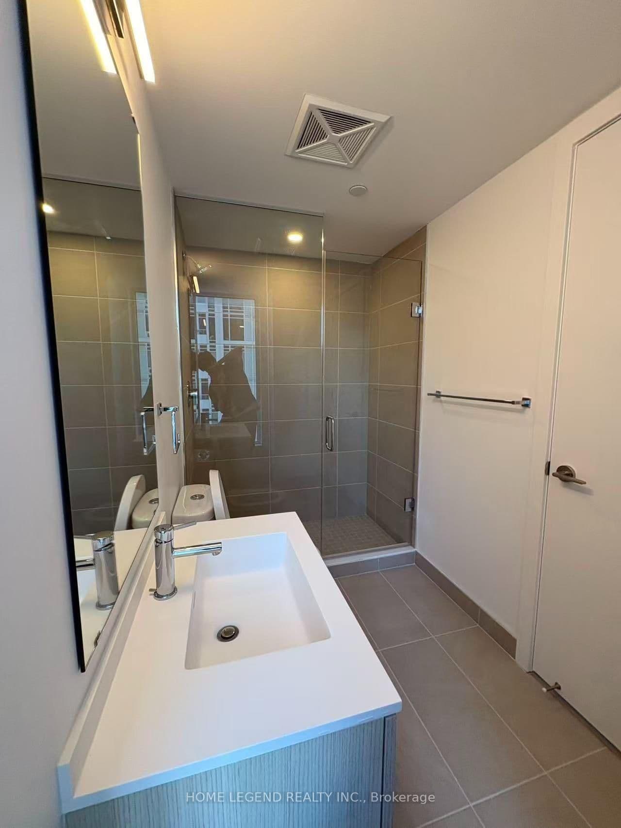 100 Queen Street E, Unit 2115 thumbnail 9
