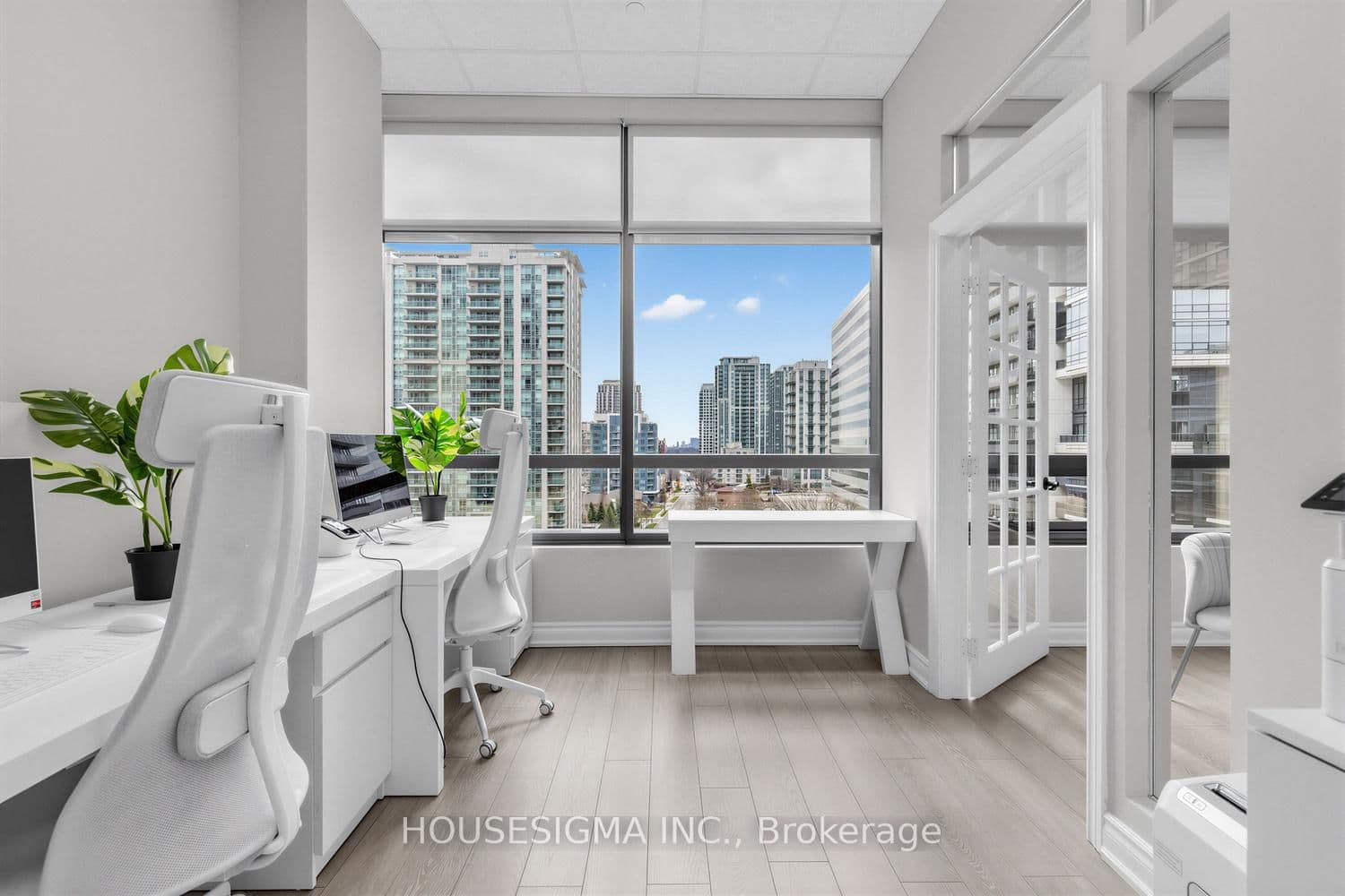 4789 Yonge Street, Unit 609 thumbnail 21