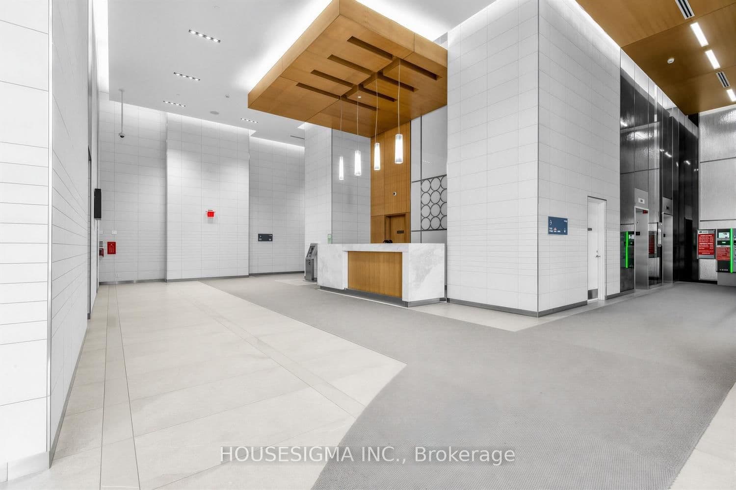 4789 Yonge Street, Unit 609 thumbnail 5
