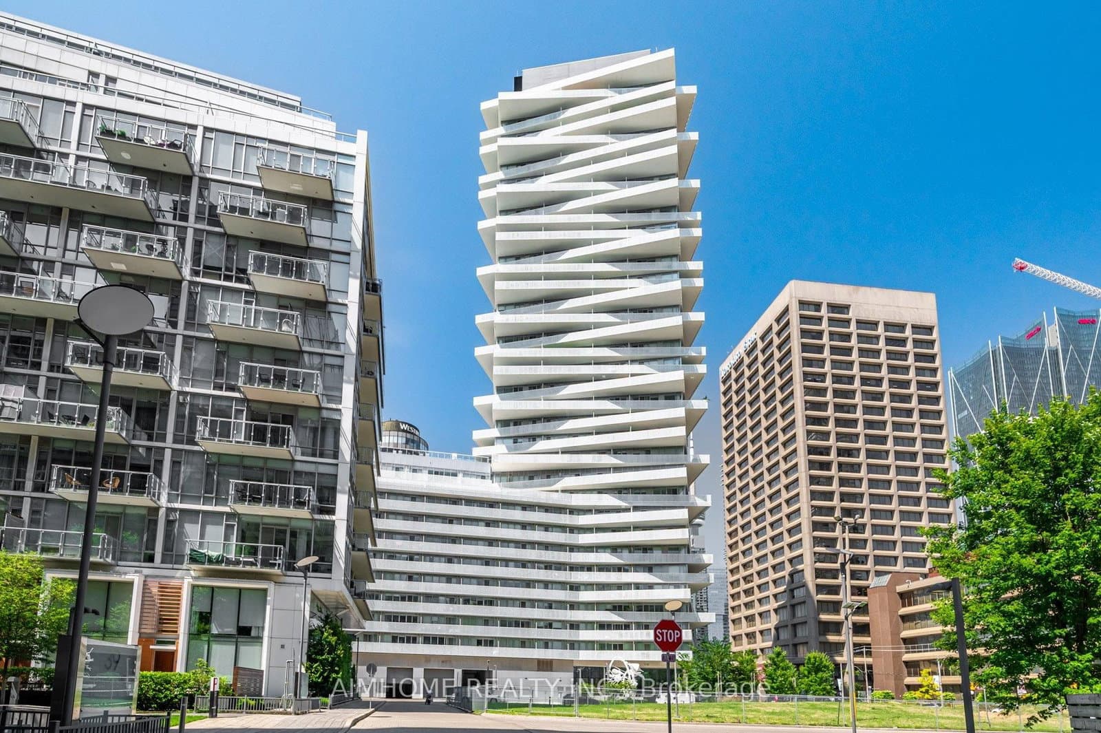 15 Queens Quay E, Unit 409 - Image 1