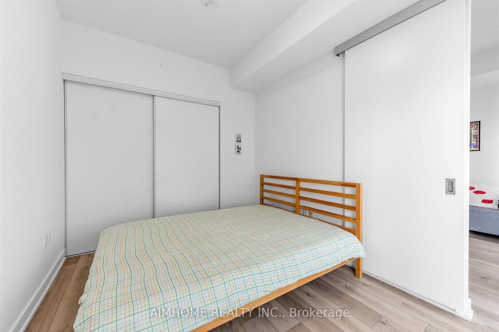 15 Queens Quay E, Unit 409 thumbnail 10
