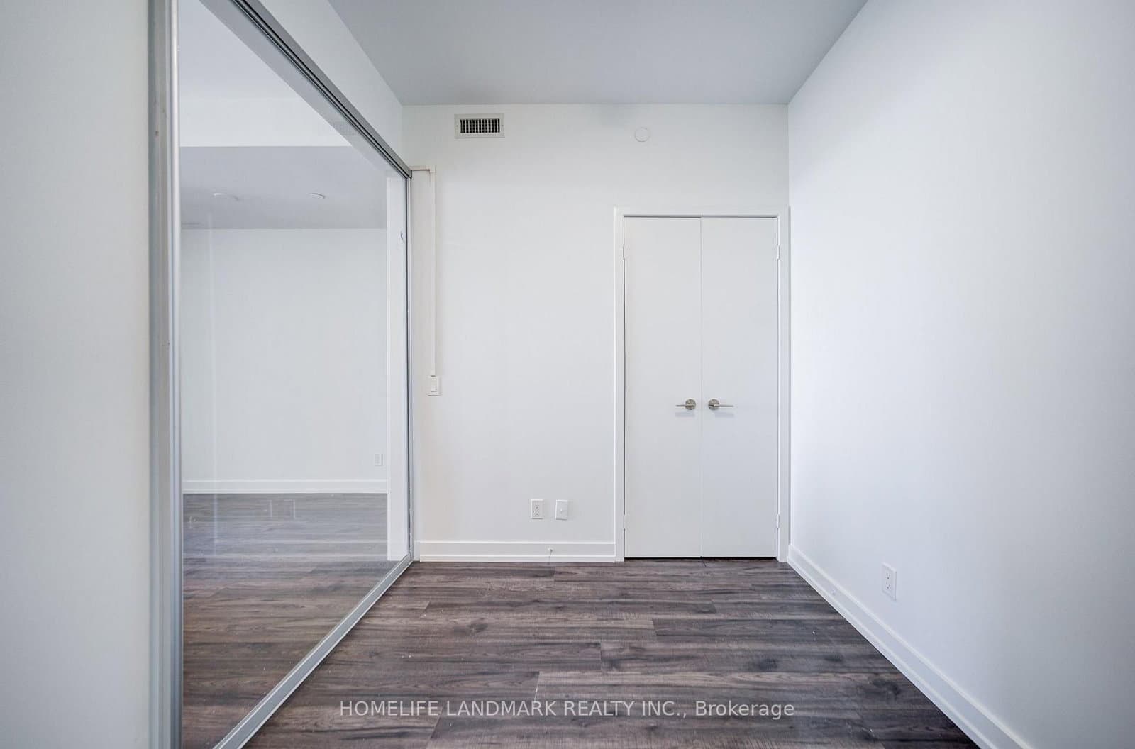 33 Helendale Avenue, Unit 601 thumbnail 27