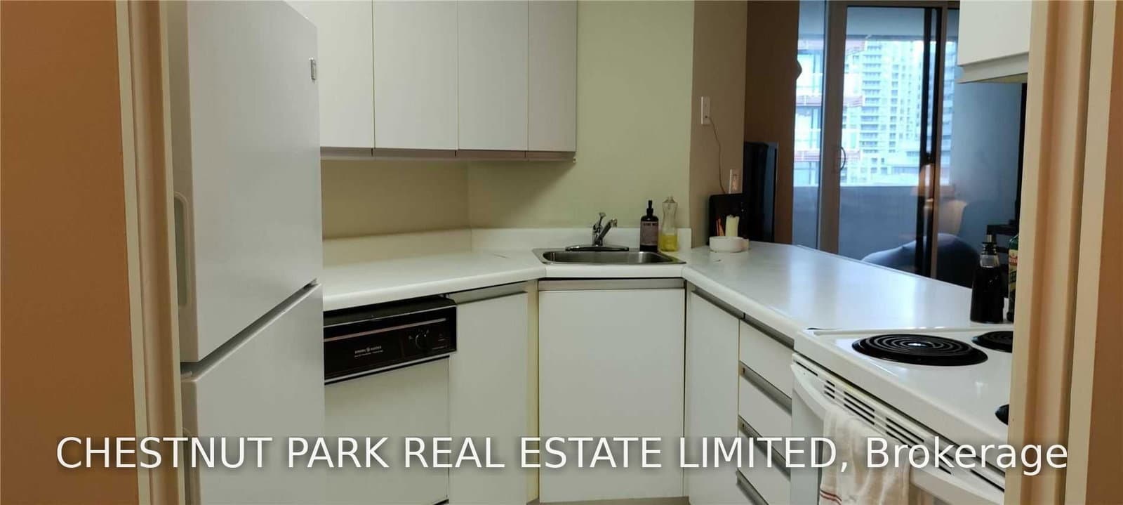 25 Maitland Street, Unit 1007 thumbnail 12