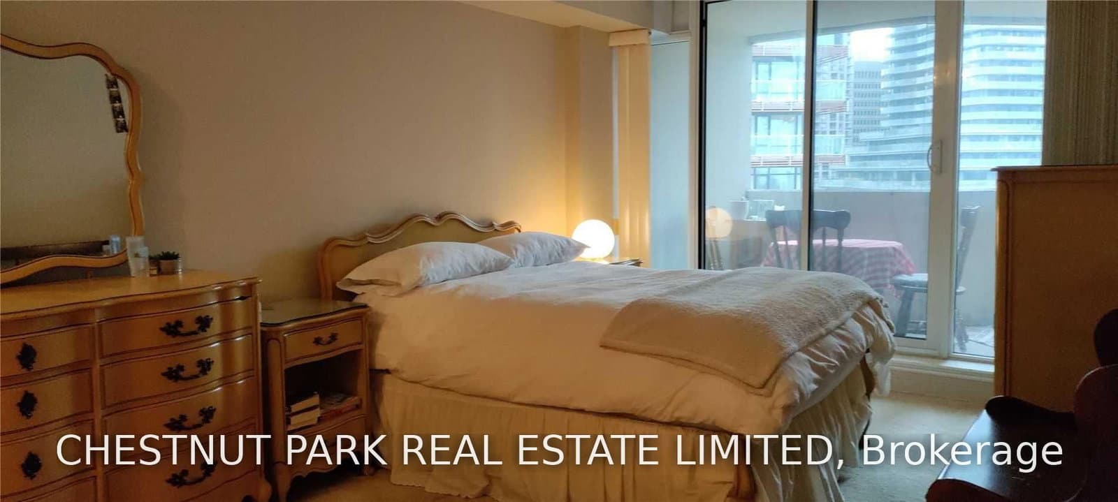 25 Maitland Street, Unit 1007 thumbnail 13