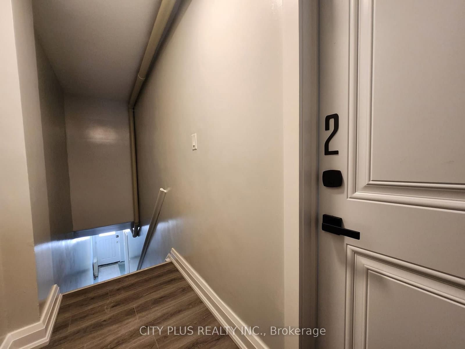 3547 Bathurst Street, Unit 2 thumbnail 14