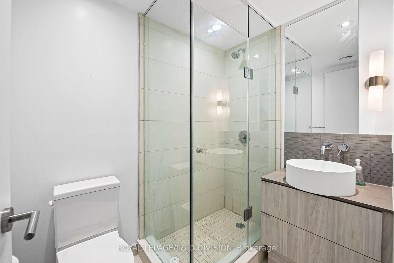 161 Roehampton Avenue, Unit 3103 thumbnail 16