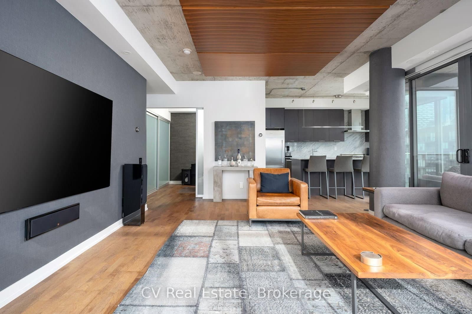 95 Bathurst Street, Unit 1305 thumbnail 12