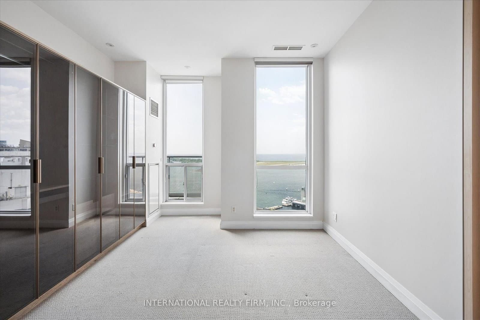 218 Queens Quay W, Unit Ph4 thumbnail 21
