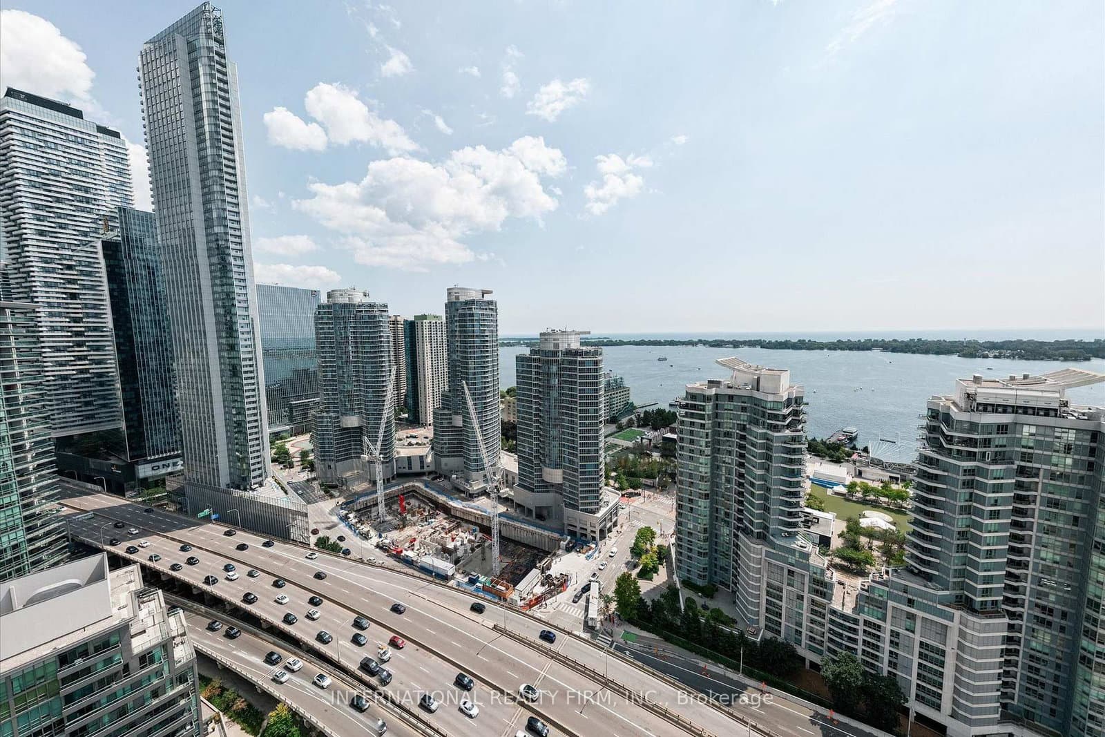 218 Queens Quay W, Unit Ph4 thumbnail 45