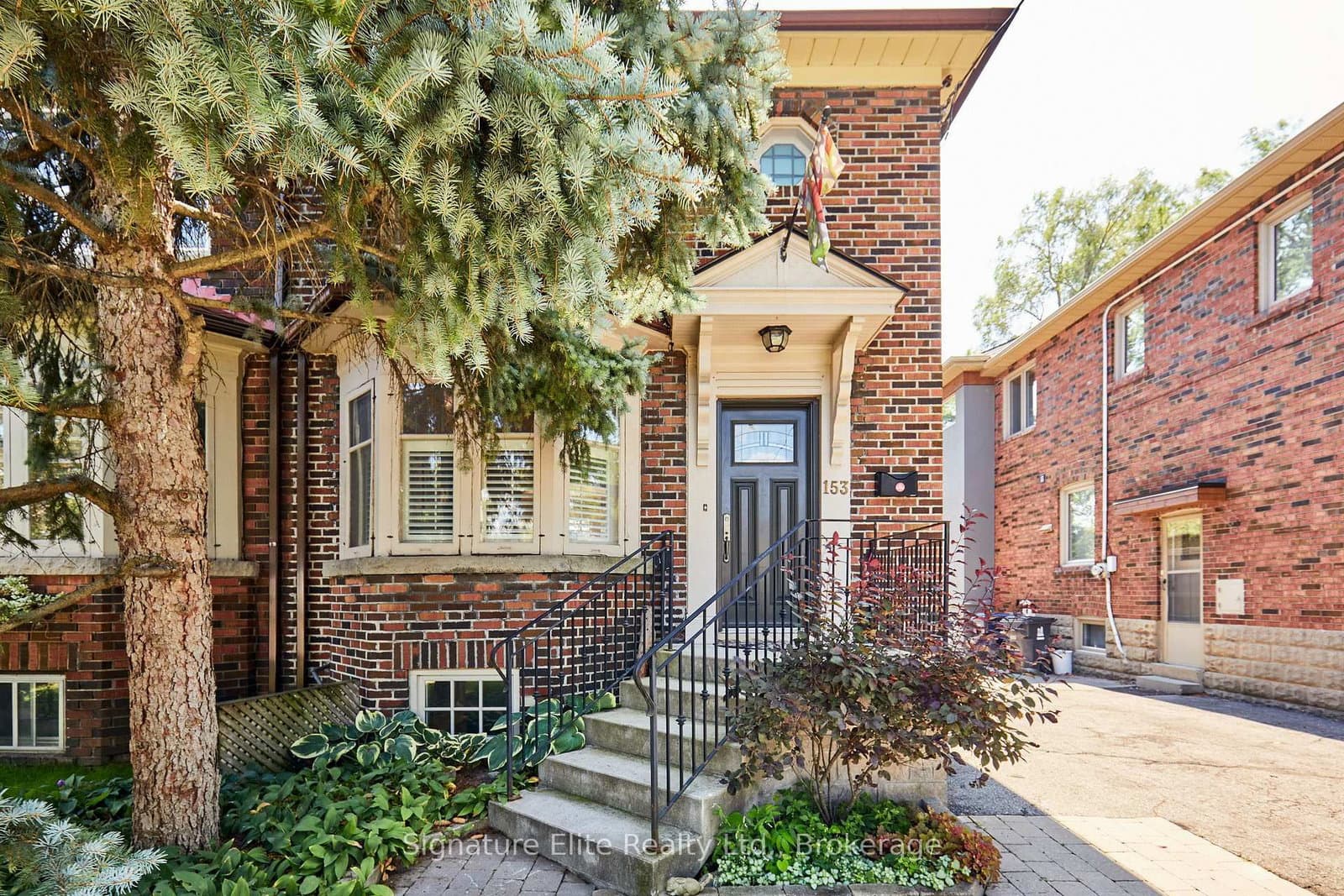 153 Parkhurst Boulevard - Image 1