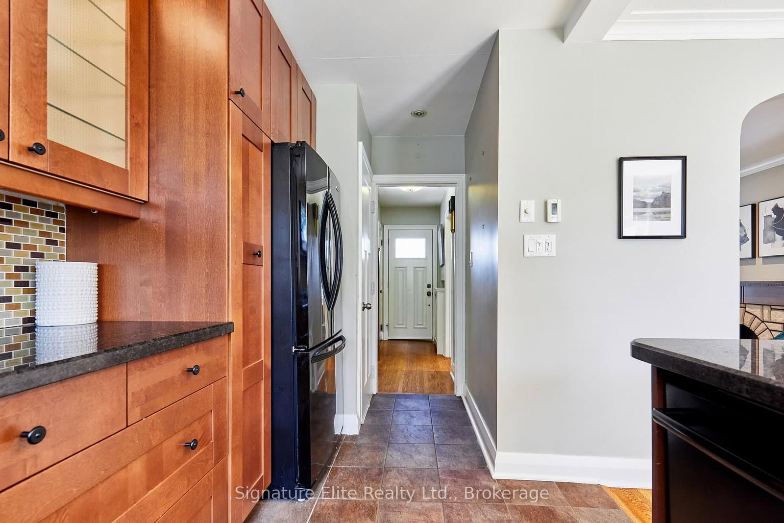 153 Parkhurst Boulevard thumbnail 11