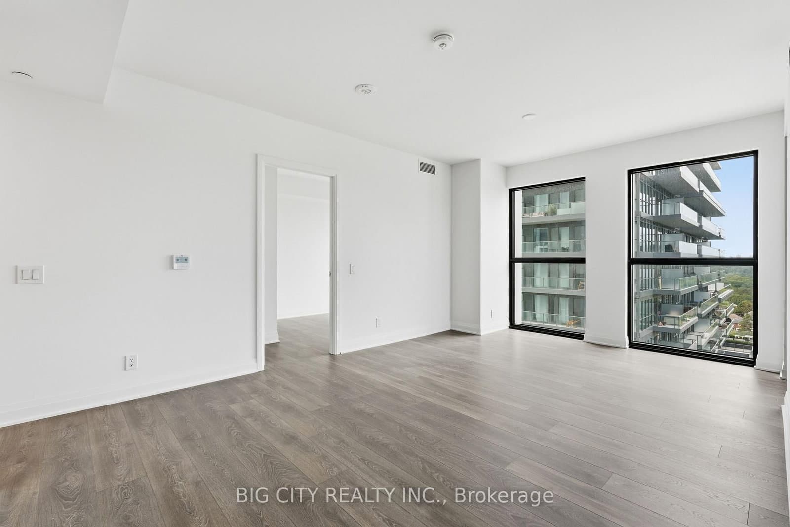 25 Frederick Todd Way, Unit 1407 thumbnail 10