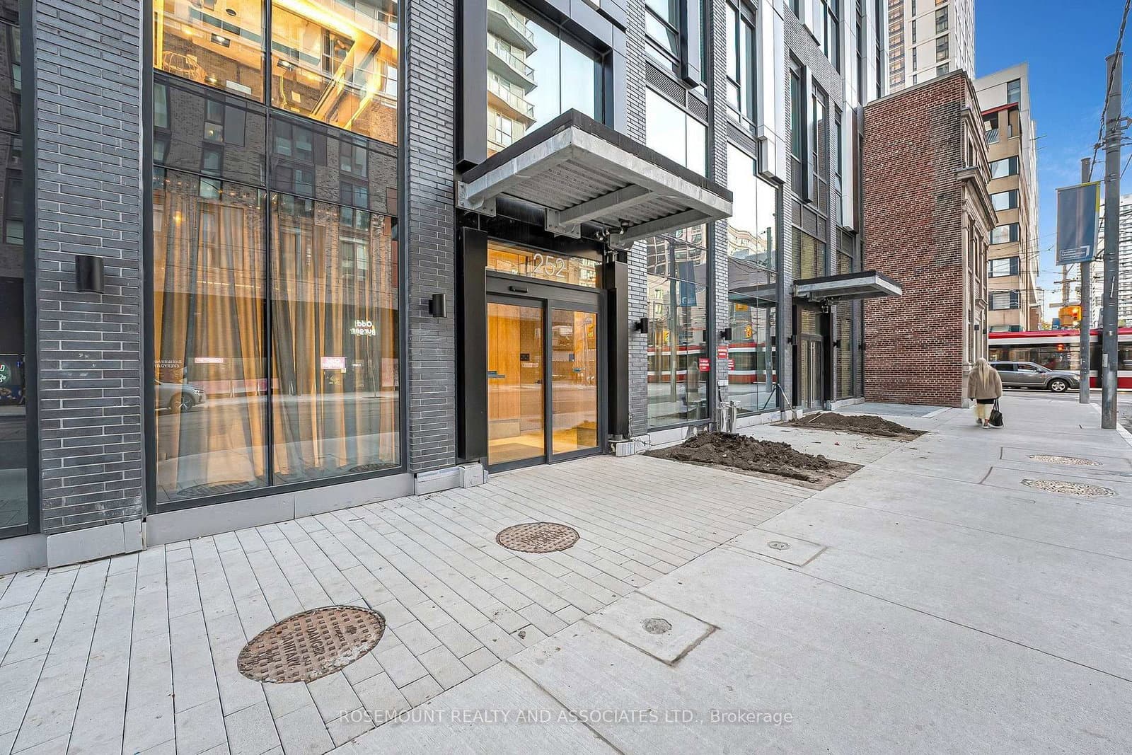 252 Church Street, Unit 4317 thumbnail 2