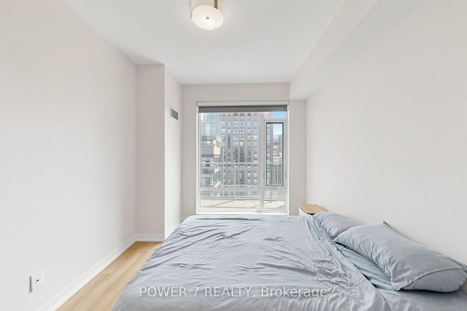 21 Widmer Street, Unit 4207 thumbnail 26