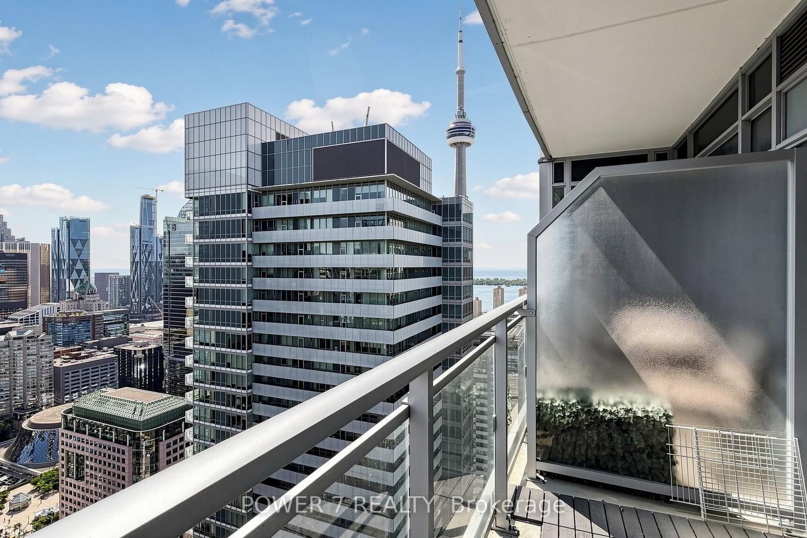 21 Widmer Street, Unit 4207 thumbnail 34