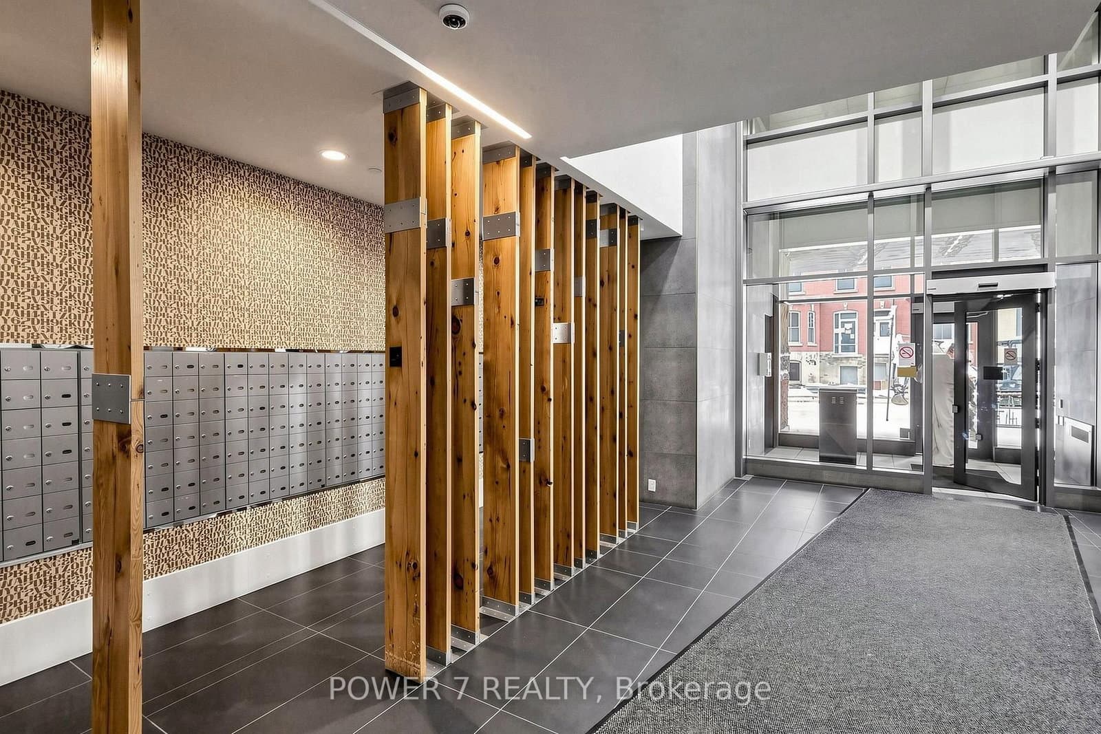 21 Widmer Street, Unit 4207 thumbnail 4