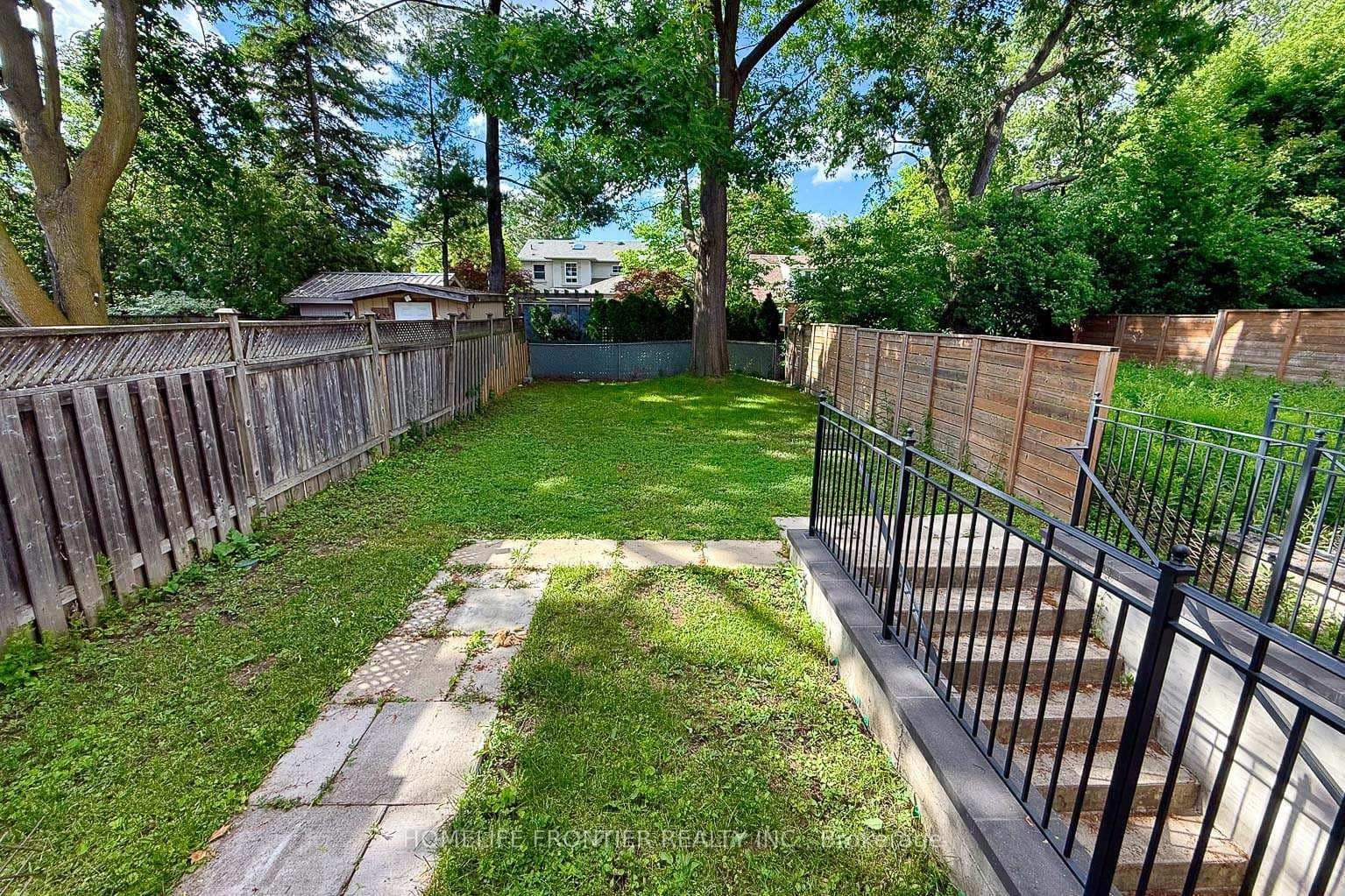 82 Cameron Avenue thumbnail 43