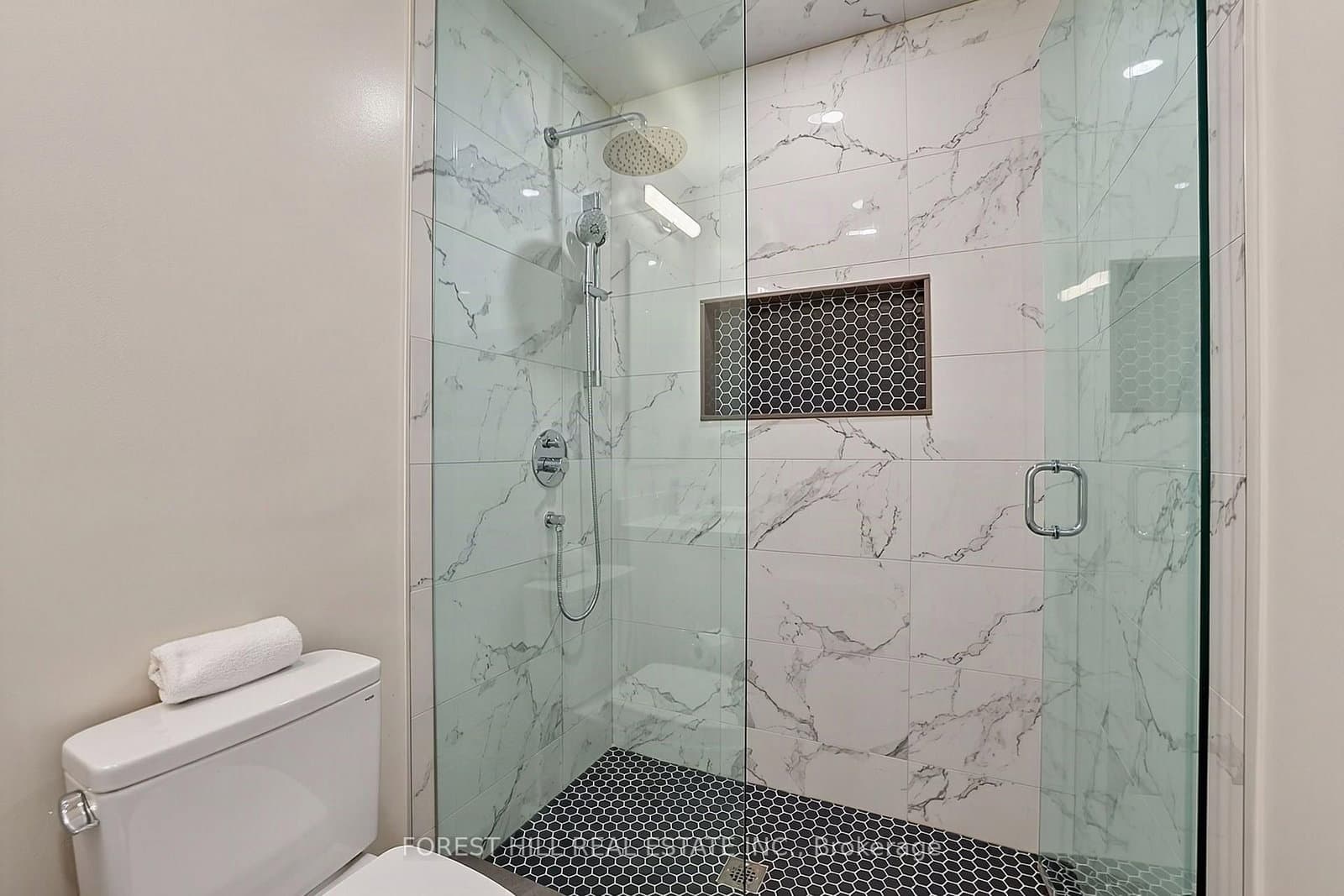 87 Thursfield Crescent thumbnail 29