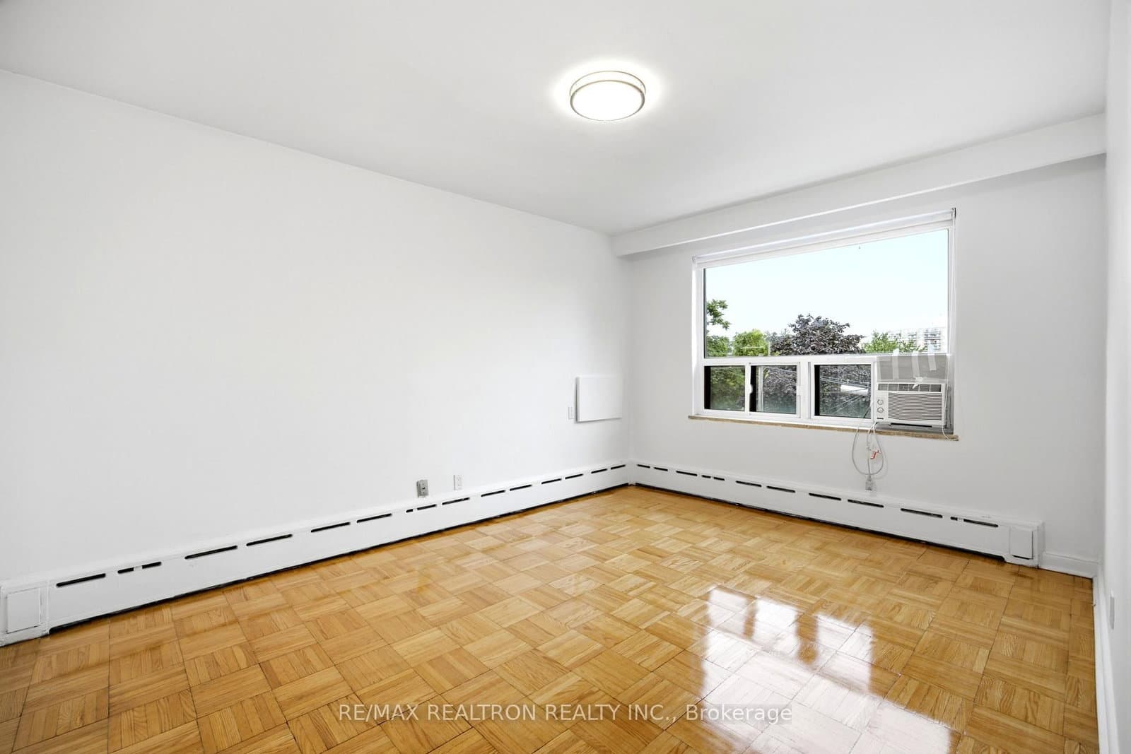 26 Meadowbrook Road, Unit 7 thumbnail 10