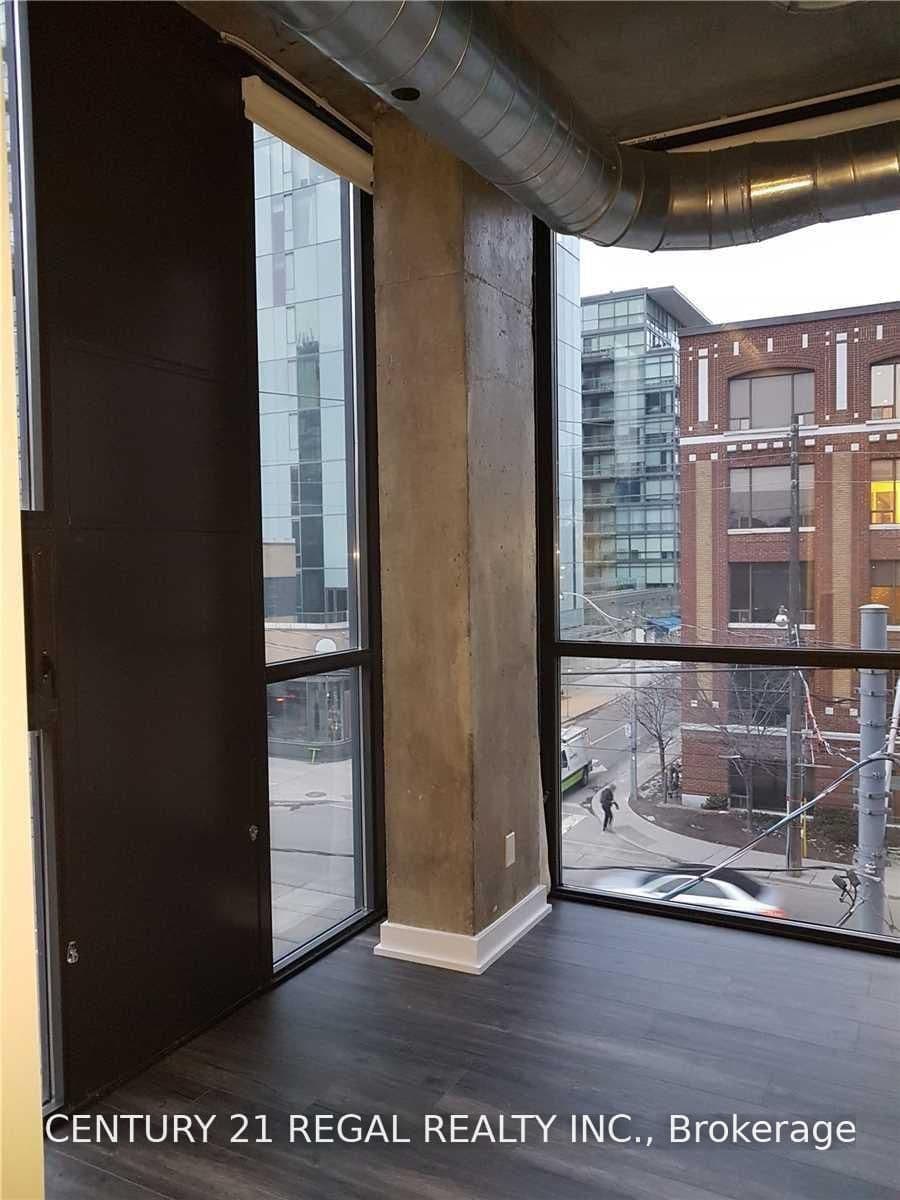 60 Bathurst Street, Unit 305 thumbnail 17