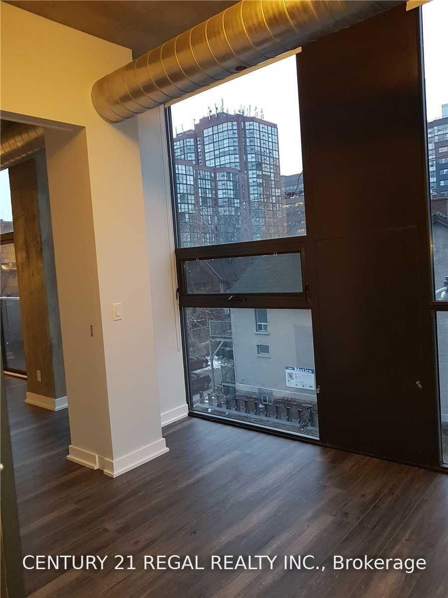 60 Bathurst Street, Unit 305 thumbnail 18