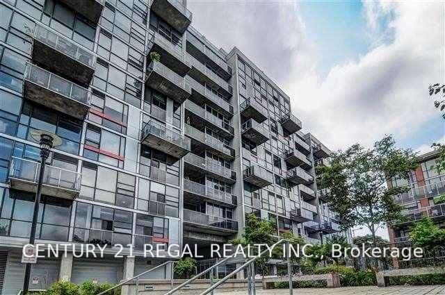 60 Bathurst Street, Unit 305 thumbnail 4