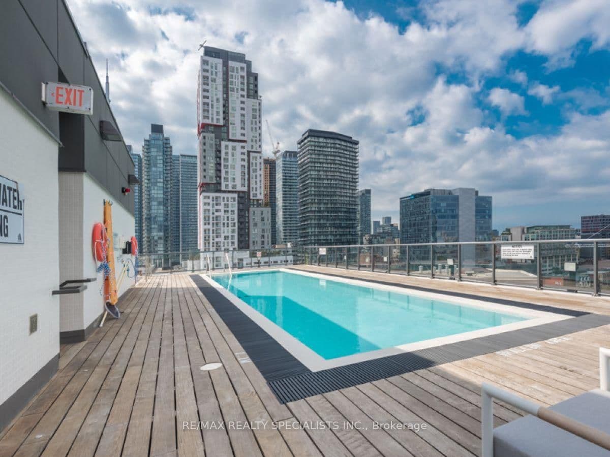 15 Beverley Street, Unit 304 thumbnail 19